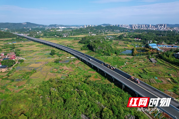 璜山镇交通新动态，发展助力地方繁荣